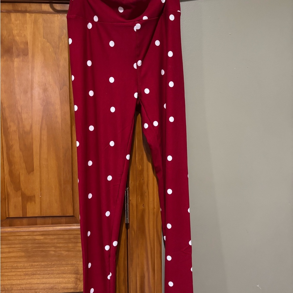 Women’s OS LuLaRoe Red and White Polka Dot Leggings